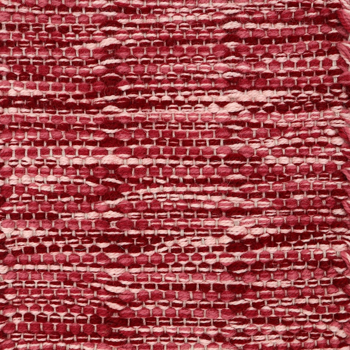 <p>Single Weave with Draell, 1 row - pink mix 3010, 3011, 3016, 2 row - red mix 3016, 3015 on the natural yarn</p>