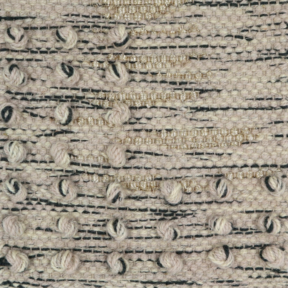 <p>Single Weave with Pearls, beige mix 12, 1008, 6023, black 6020 with effect in Gold Brocade, on the natural yarn</p>