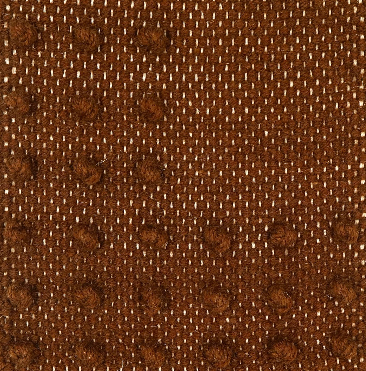 <p>Single Weave with Pearls, brown CH4225 on the natural yarn</p>