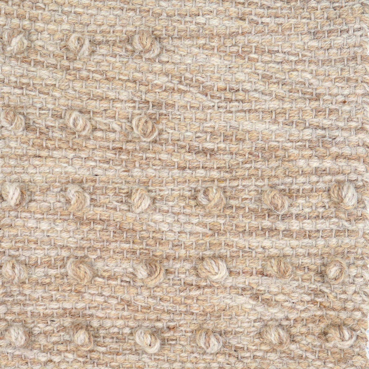 <p>Single Weave with Pearls, cream mix of 06, 07, 12, 1008 on the natural yarn</p>