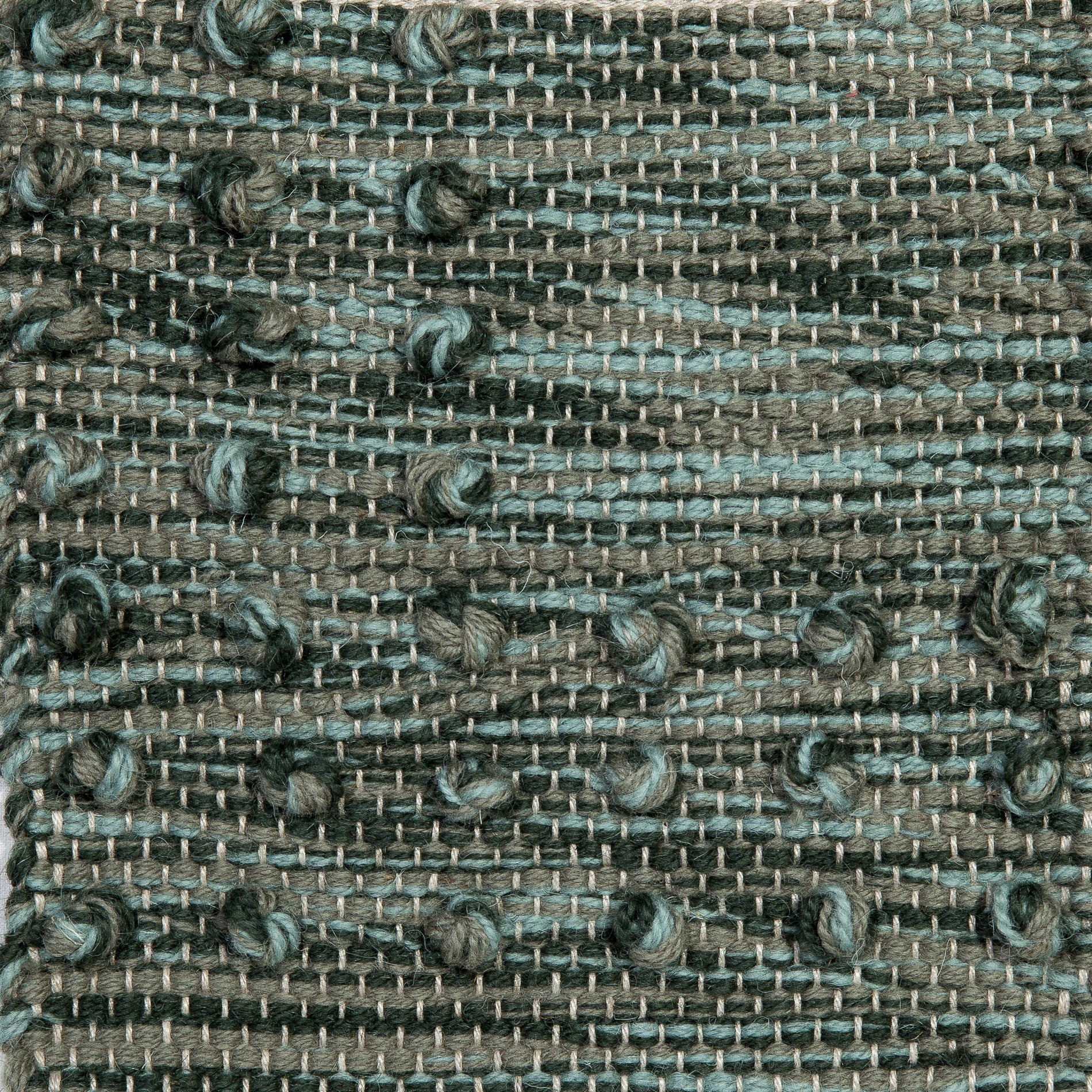 <p>Single Weave with Pearls, green mix CH4400, CH017, 1025 on the natural yarn</p>