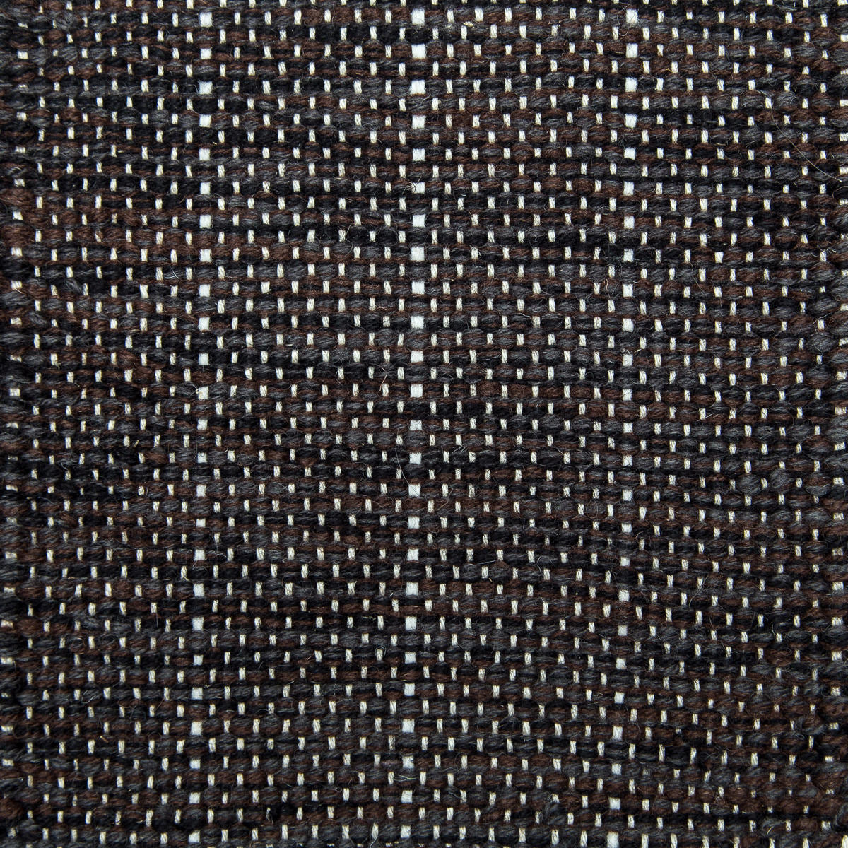<p>Single Weave with Stitches, grey-brown mix 6020, 1006, 6005, stitches in white 1023 on the natural yarn</p>