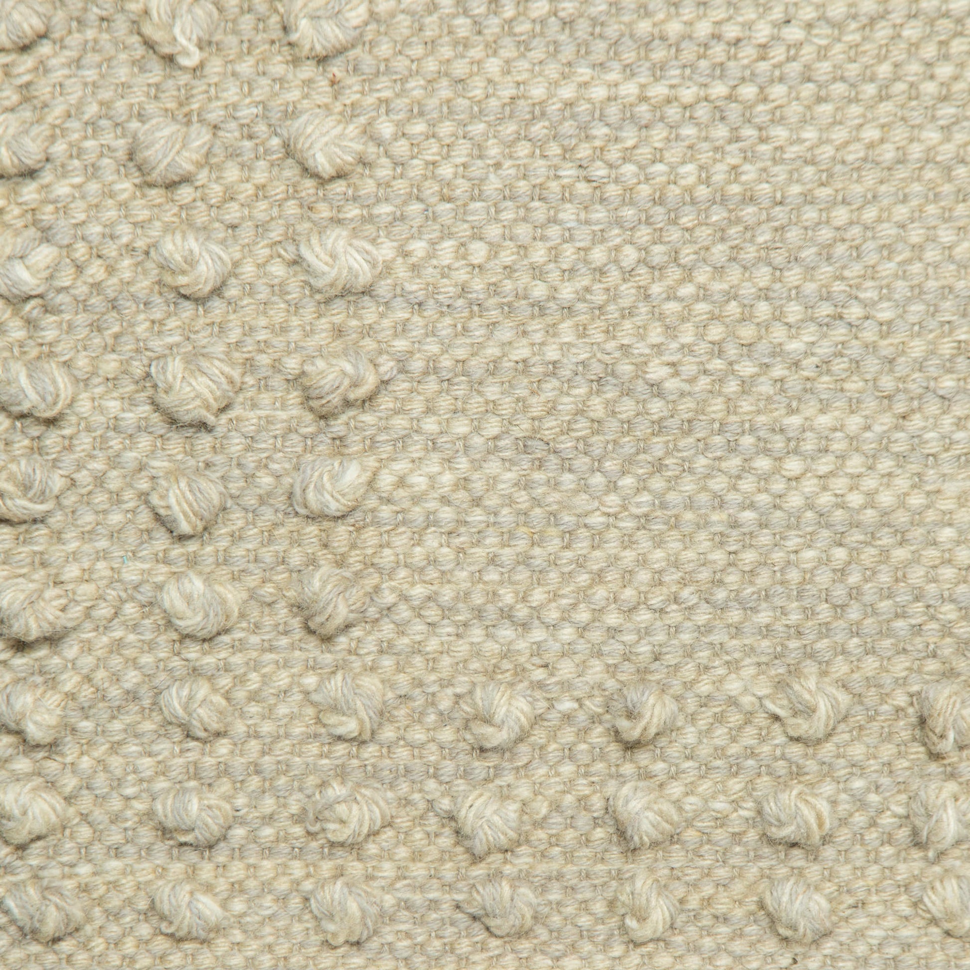 Single Weave with Pearls