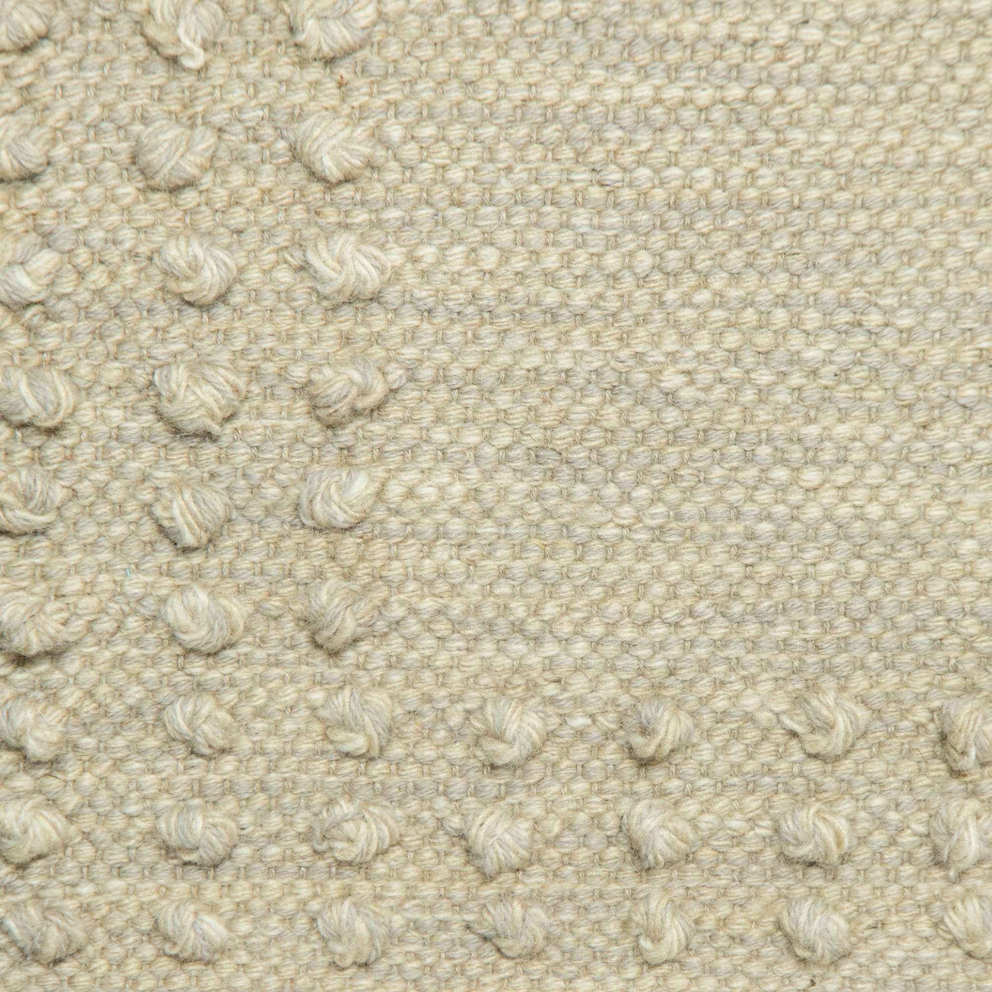 <p>Single Weave with Pearls, beige mix 1011, 07 on the natural yarn</p>