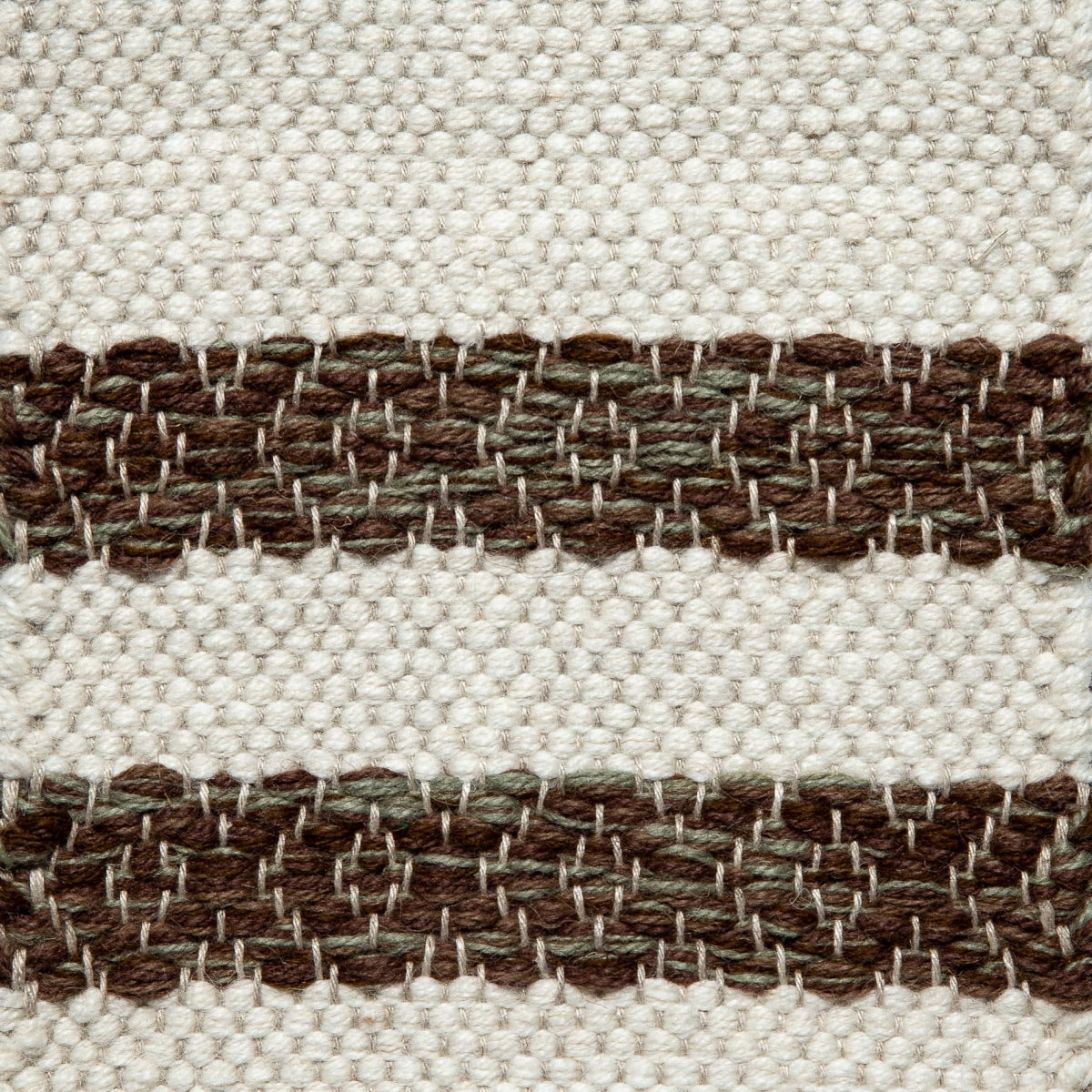 <p>Single Weave with stripes of Round Rosepath, white mix 1023, CH044, brown mix CH4225, 6005, 6017, 1025 on the natural yarn</p>