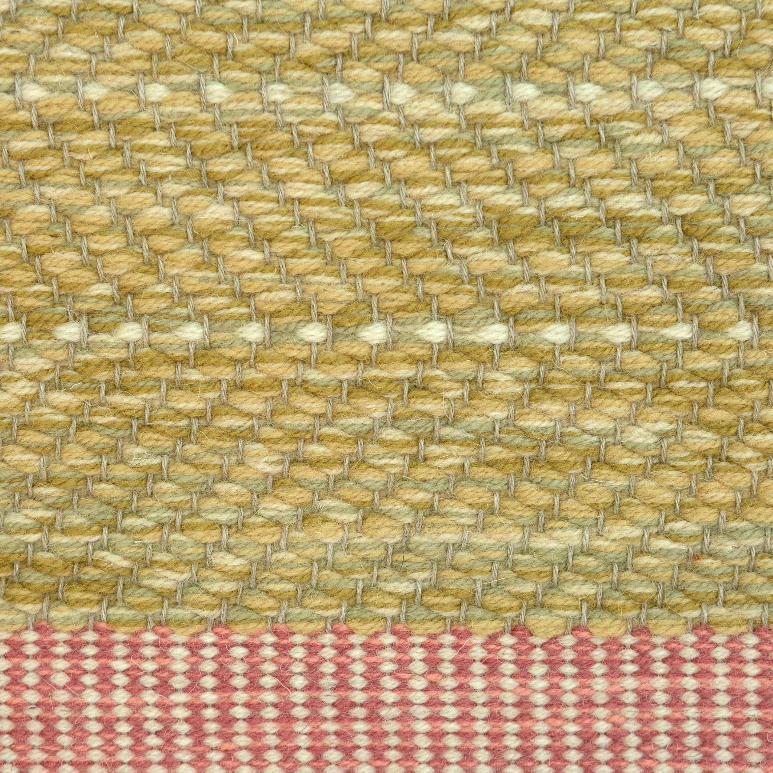 <p><meta charset="UTF-8"><a id="fancybox-right"></a><span id="fancybox-right-ico" class="fancy-ico"></span></p>
<div class="fancybox-title-inside" id="fancybox-title"></div>
<div class="fancybox-title-inside">
<div id="fancybox-title" class="fancybox-title-inside">
<meta charset="UTF-8">
<span>SNOW &amp; COAL created by Lars Nilsson, Herringbone, yellow base 4012, 6003, 6004, 07, white stripes 06, woven striped ending - red and white stripe 06, 3010,3019</span><br>
</div>
<br>
</div>