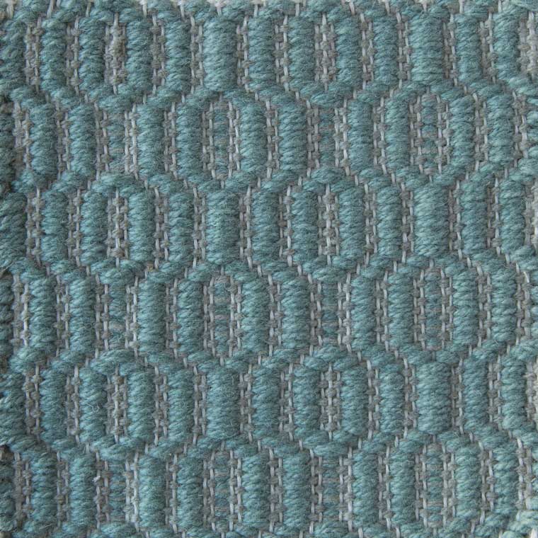 <p>Soft Diamond Twill, main light blue CH4400, inside grey CH054 on the white yarn</p>