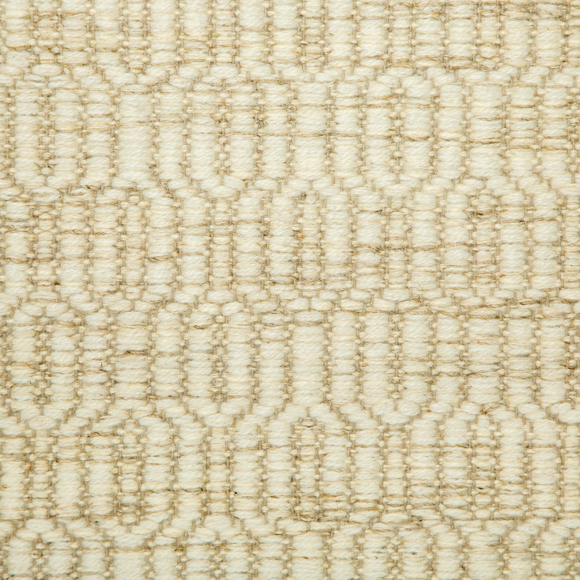 <p>Soft Dual Diamond Twill, beige mix 15, 07, 03, CH1014 on the natural yarn</p>