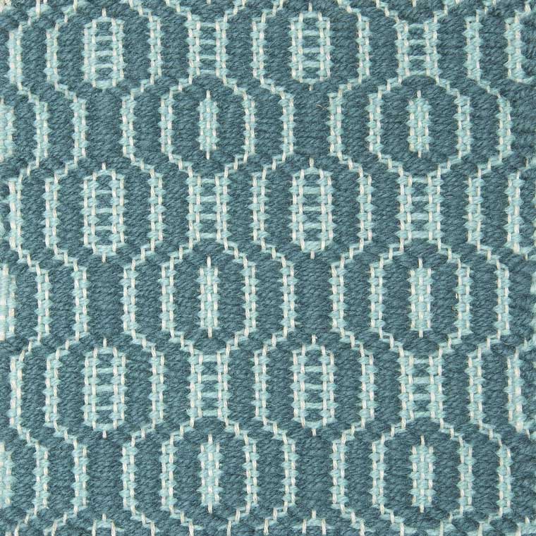 <p>Soft Dual Diamond Twill, main blue CH3424, inside light blue CH4400 on the natural yarn</p>