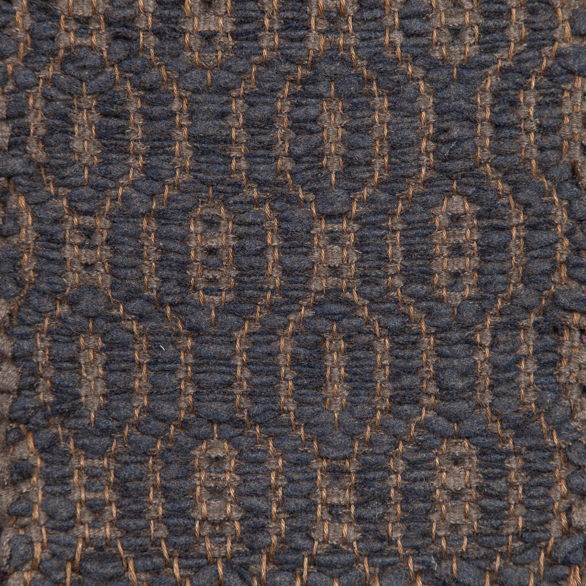 <p>Soft Dual Diamond Twill, main brownish dark blue 0493, inside brown 0489 on the brown yarn</p>