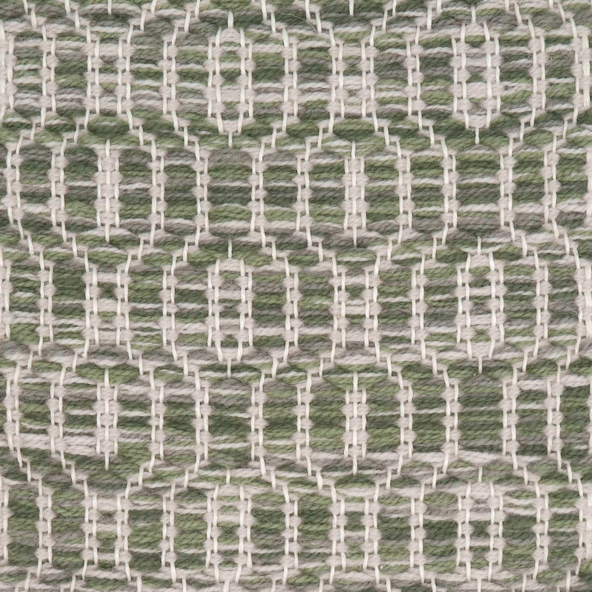 <p>Soft Dual Diamond Twill, main green mix 1023, 1009, 1025, 4015; inside white 1023 on the white yarn</p>