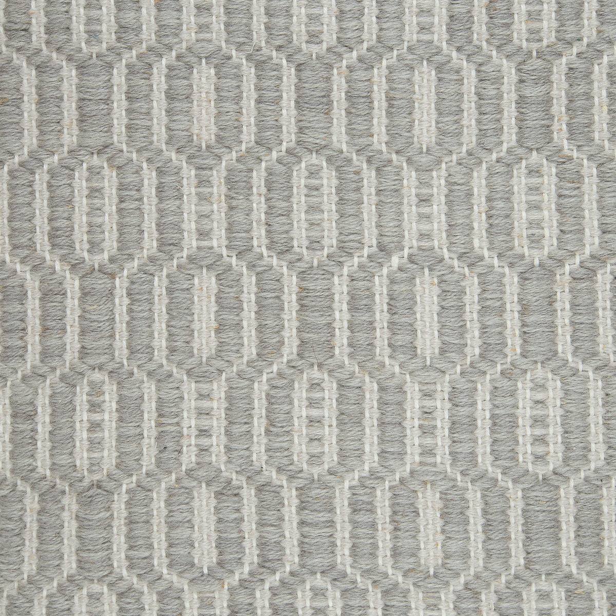 <p>Soft Dual Diamond Twill, main grey mix 1002, 1009, inside white 1023 on the white yarn</p>