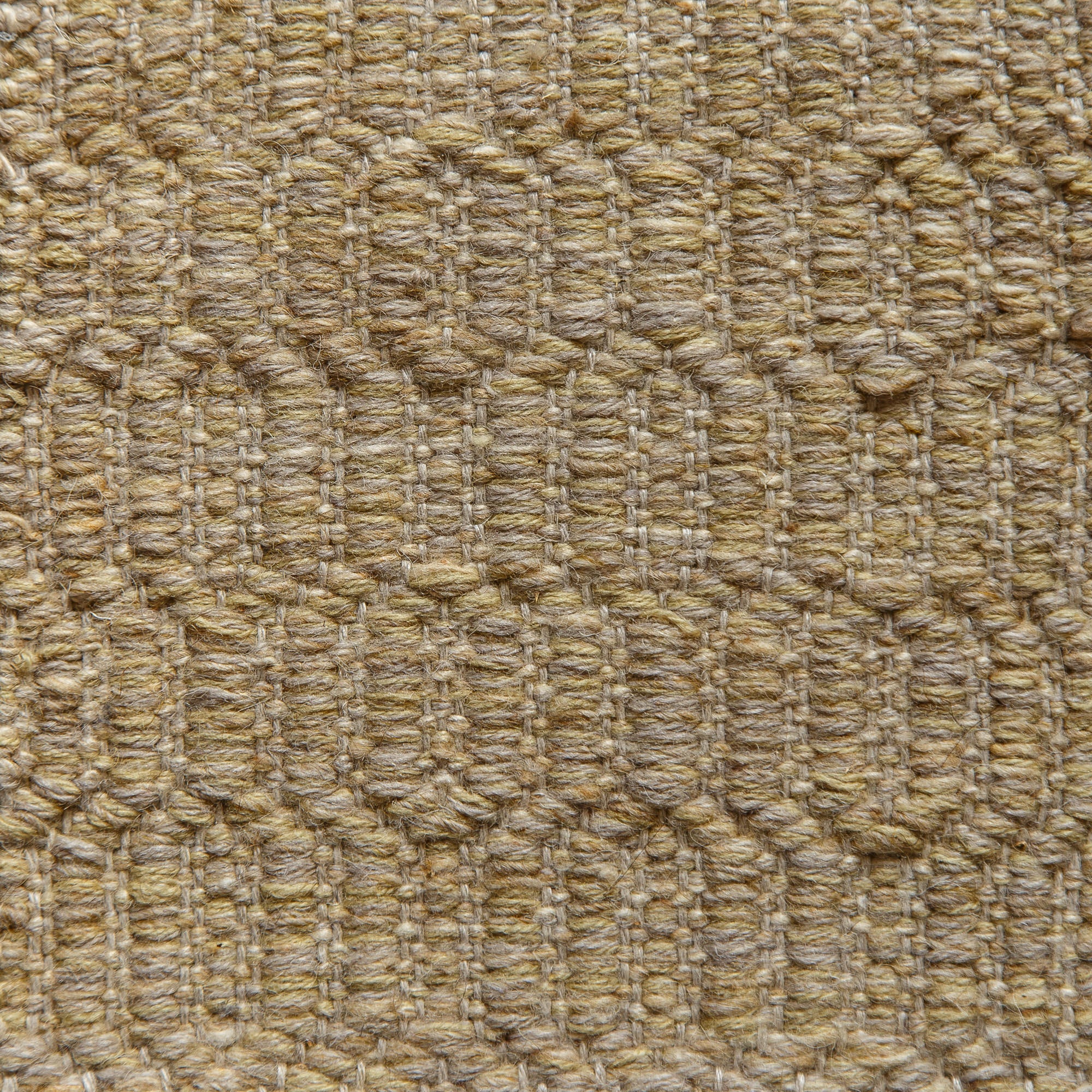 <p>Soft Dual Diamond Twill, sandy mix 03, 07, 4012, 1011 on the natural yarn</p>