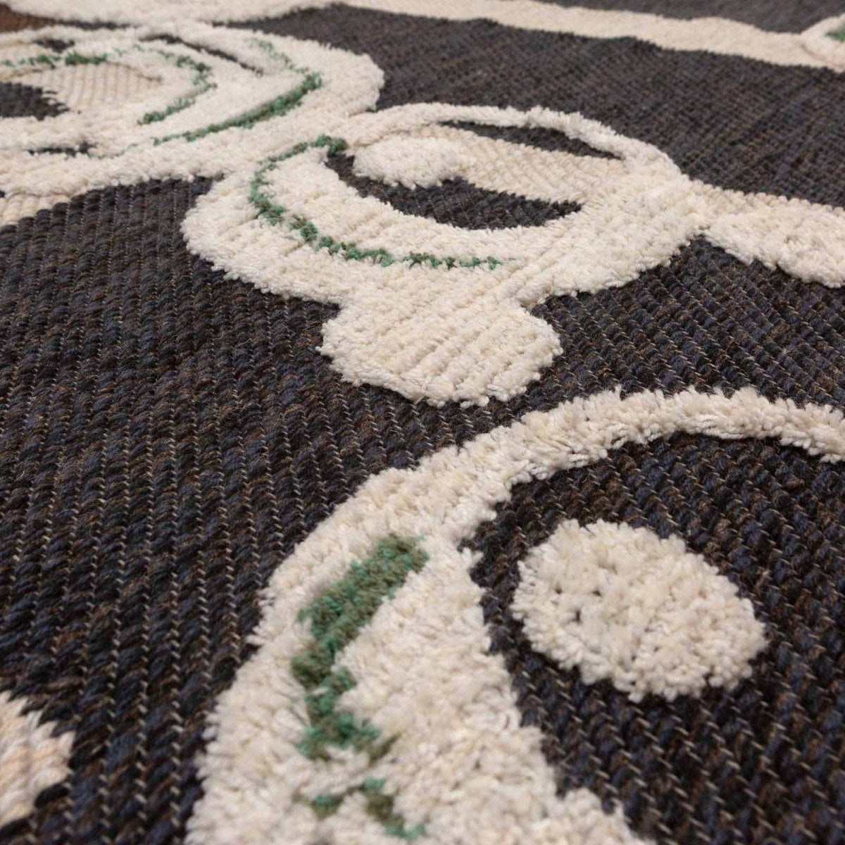 <p><meta charset="UTF-8"><a id="fancybox-right"></a><span class="fancy-ico" id="fancybox-right-ico"></span></p>
<div id="fancybox-title" class="fancybox-title-inside">
<meta charset="UTF-8">
<meta charset="UTF-8">
<span>Spaljé Original, Herringbone with Tuft, black base 8053, CH7878, 17, 6020, brown base 17, 1007, 6020, 8132, branches beige 12, 07, 1023, circles white 06, 1023, CH044, green line 8233, 1025 on the natural yarn</span><br>
</div>