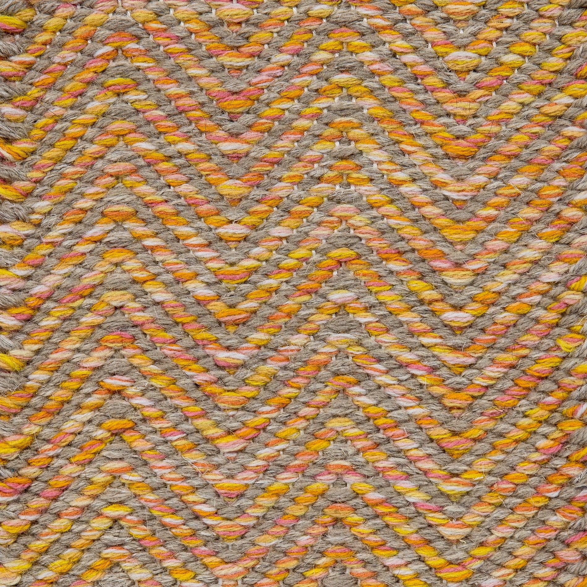 <p>Tweeds, 1 row - pink-yellow mix 3003, 3001, 3013, 1023, 2001, 2002, 2004, 2005, 2007, 2008, 2 row - beige-grey mix 12, 1011 on the white yarn</p>