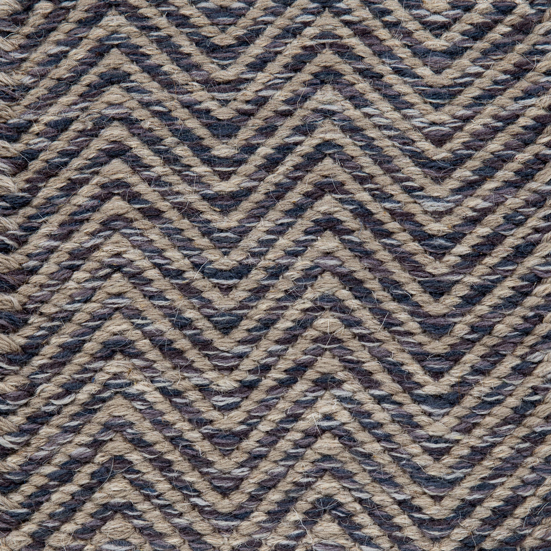 <p>Tweeds, 1 row - beige-grey mix 12, 1011, 2 row - blue-grey mix 1005, 1003, 1002, 504, 262 on the natural yarn</p>