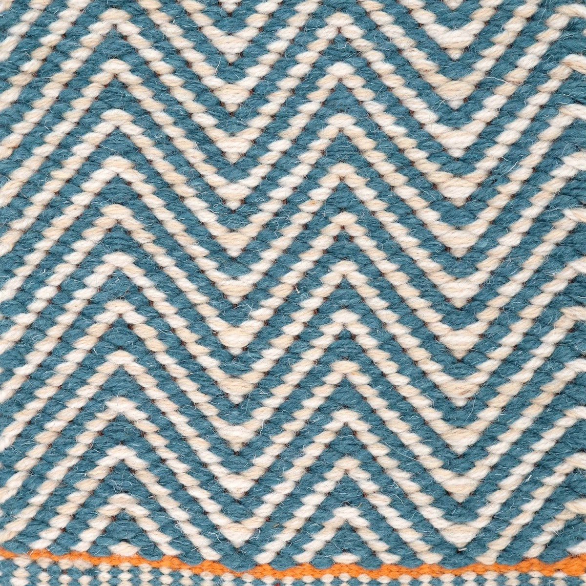 <p>Tweeds, 1 row - blue 8015, 8008, 2 row - white 07, 1023, stripe yellow 2007 on the dark brown yarn</p>