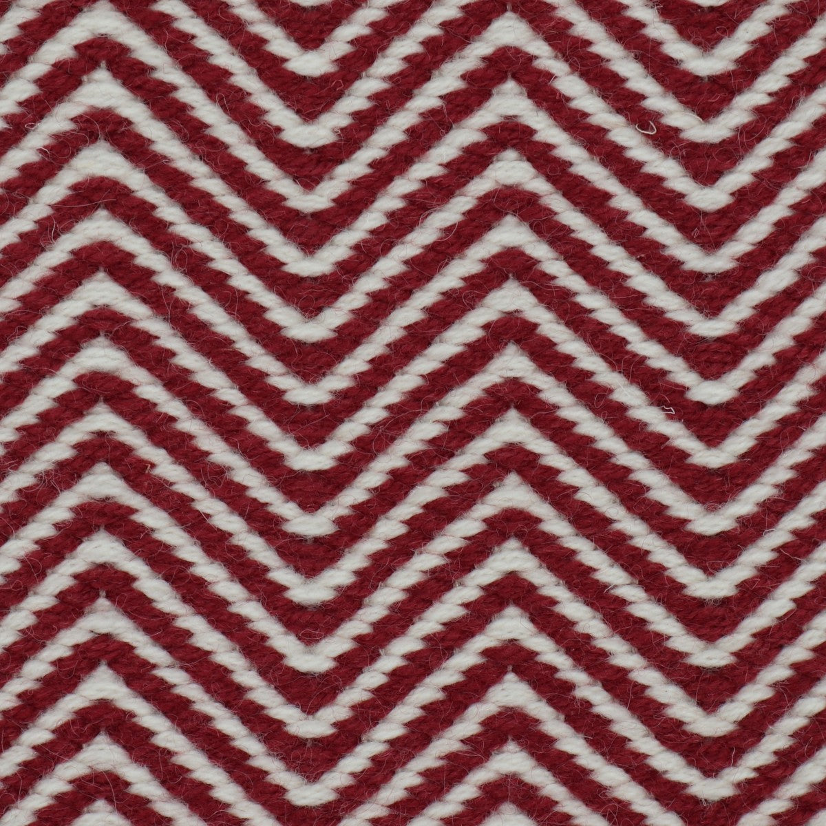 <p>Tweeds, 1 row - white CH044, 2 row - red 3011 on the natural yarn</p>