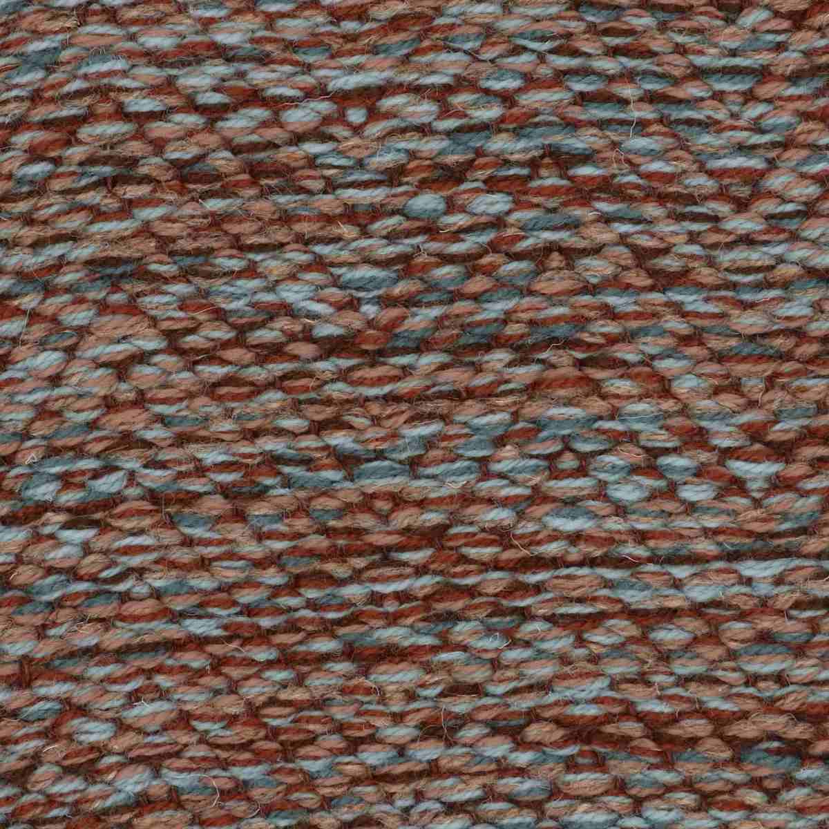 <p>Tweeds, mix of CH4400, 5012, CH3424, 02, 6002, 6010, CH4225 on the dark brown yarn</p>