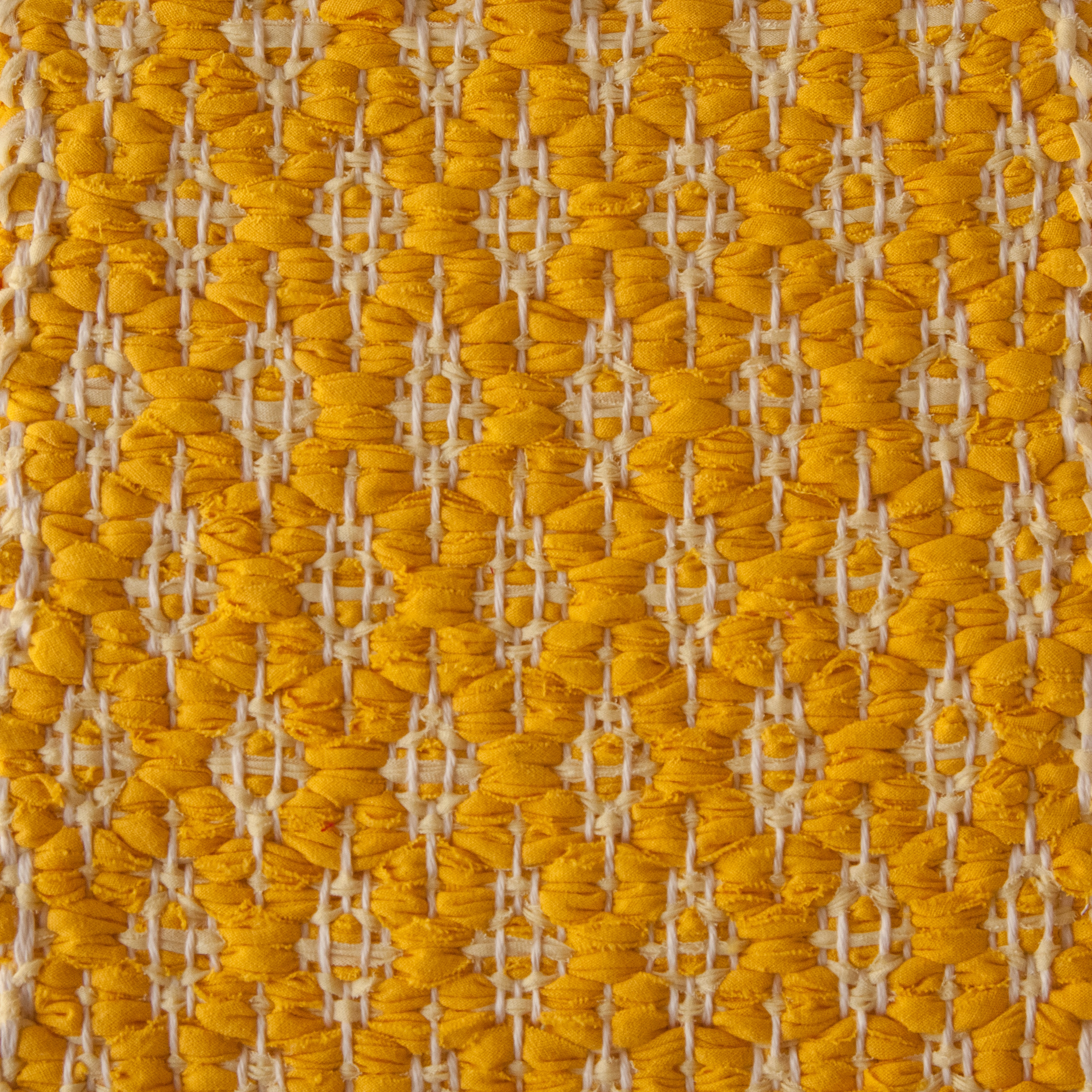 <p>Ukrainian Flower, main yellow 274, inside light yellow 271 on the white yarn</p>