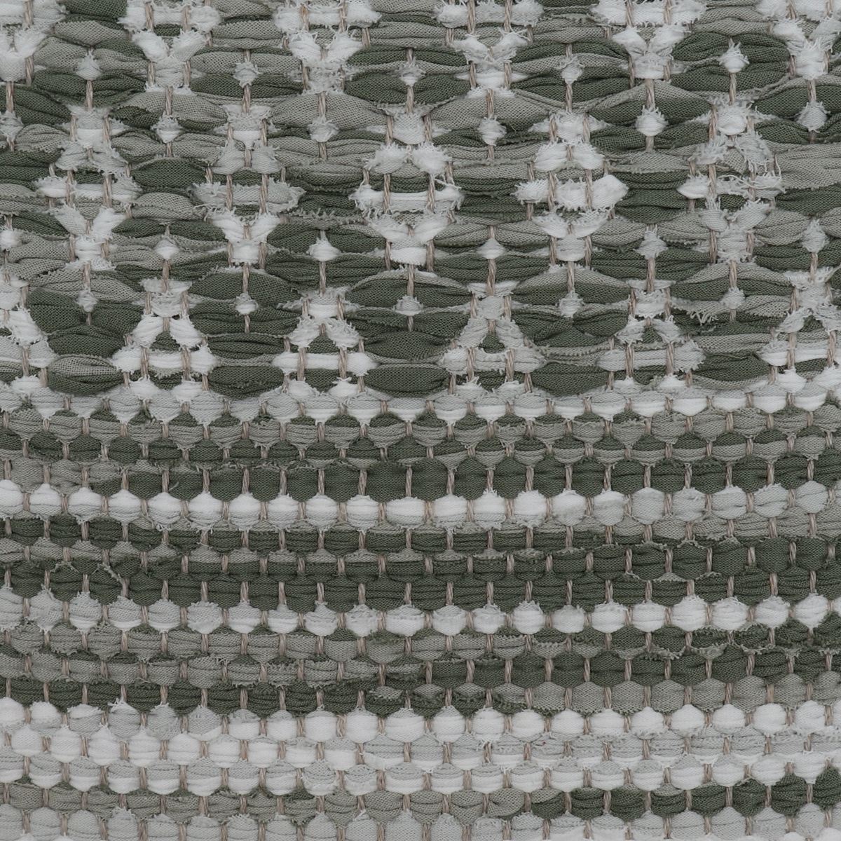 <p>Ukrainian flower with Singel Weave, main mix of grey 463, 460 4691, 464, Inside mix of white 150, 101 on the natural yarn</p>
