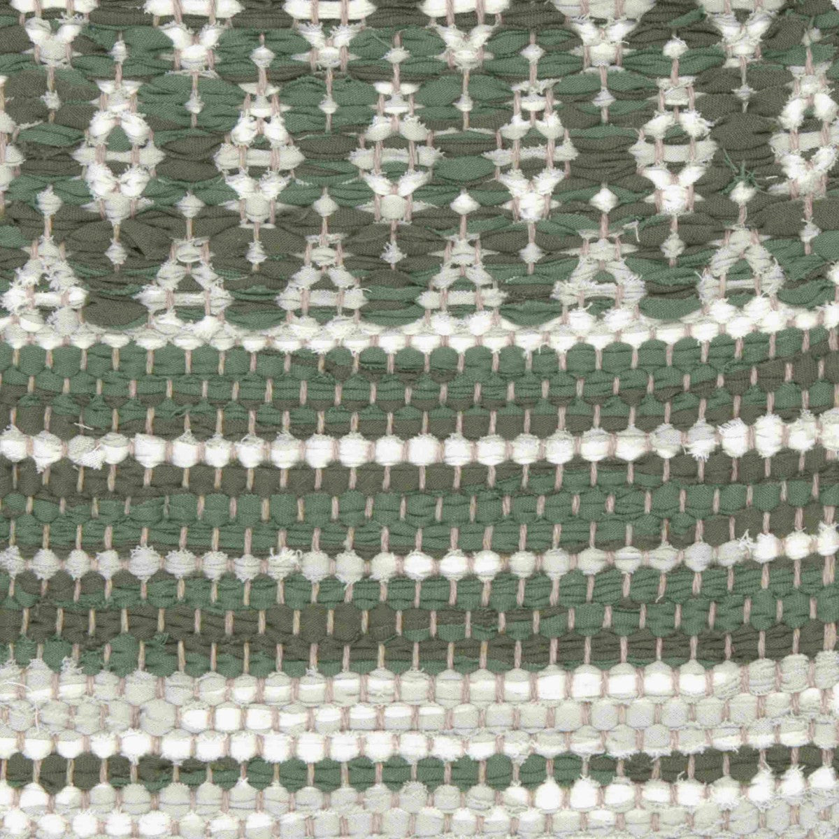 <p>Ukrainian flower with Single Weave, main mix 463, 460, inside mix 150, 101 on the natural yarn</p>