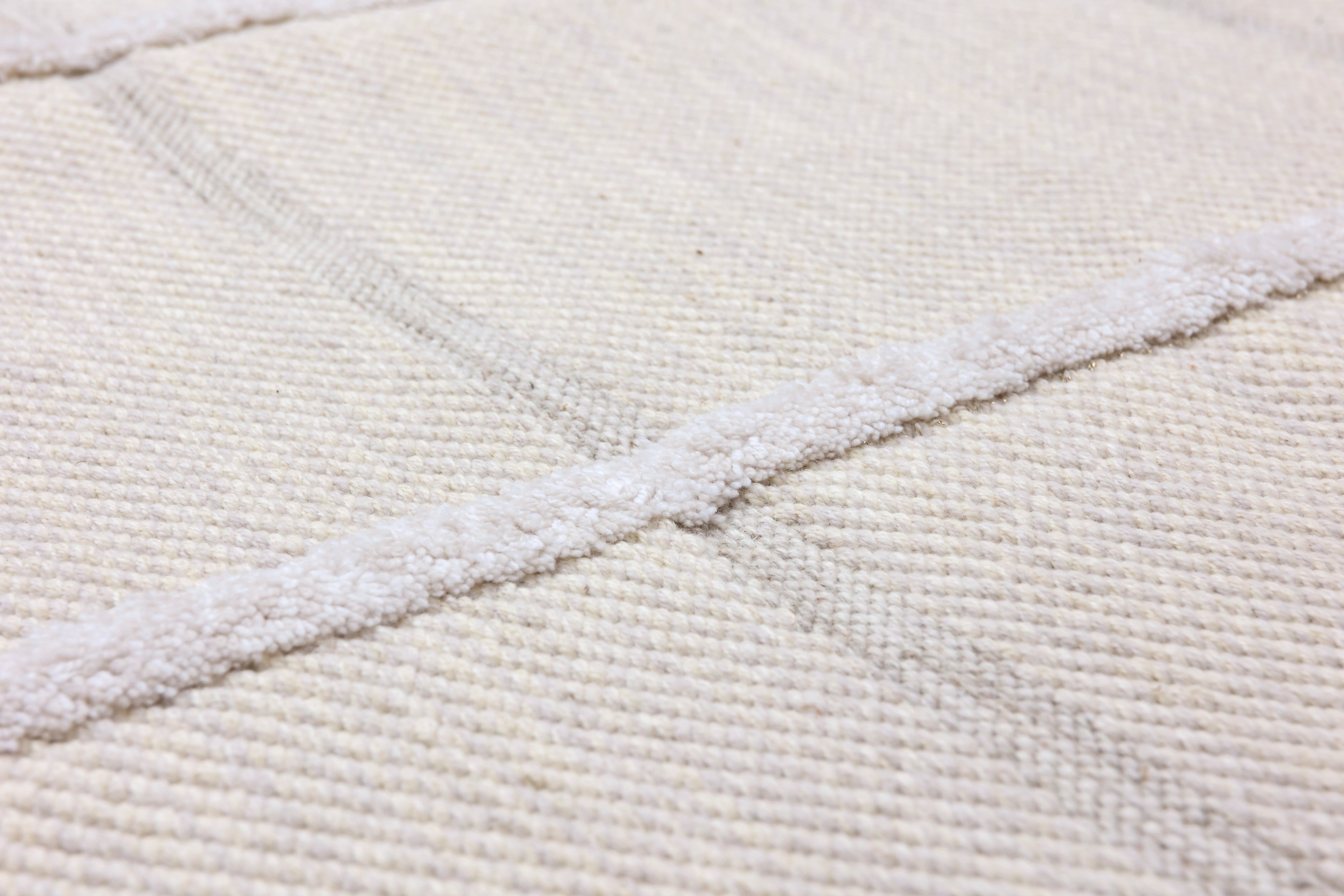 Velvet Check – White