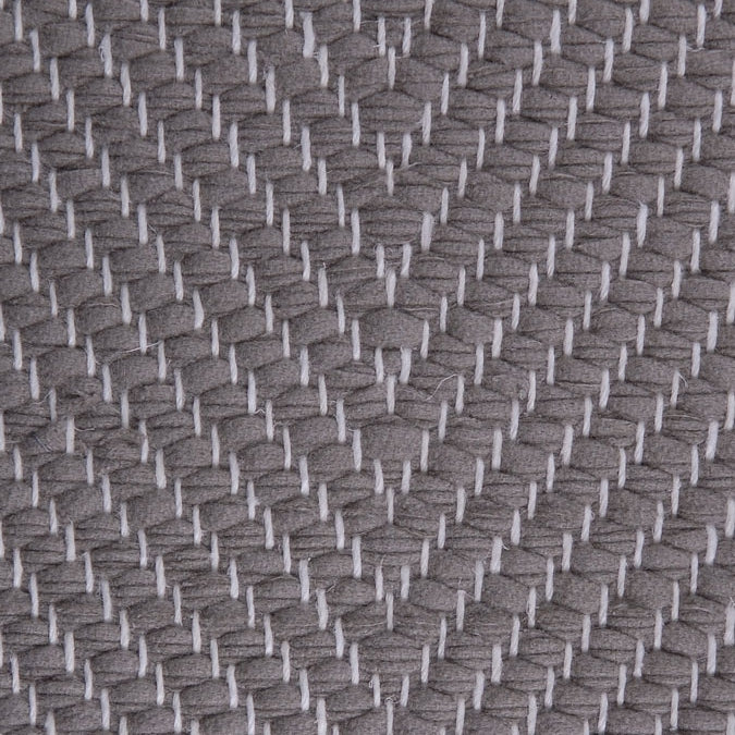 <p>Vertical Herringbone, grey H495 on the white yarn</p>
