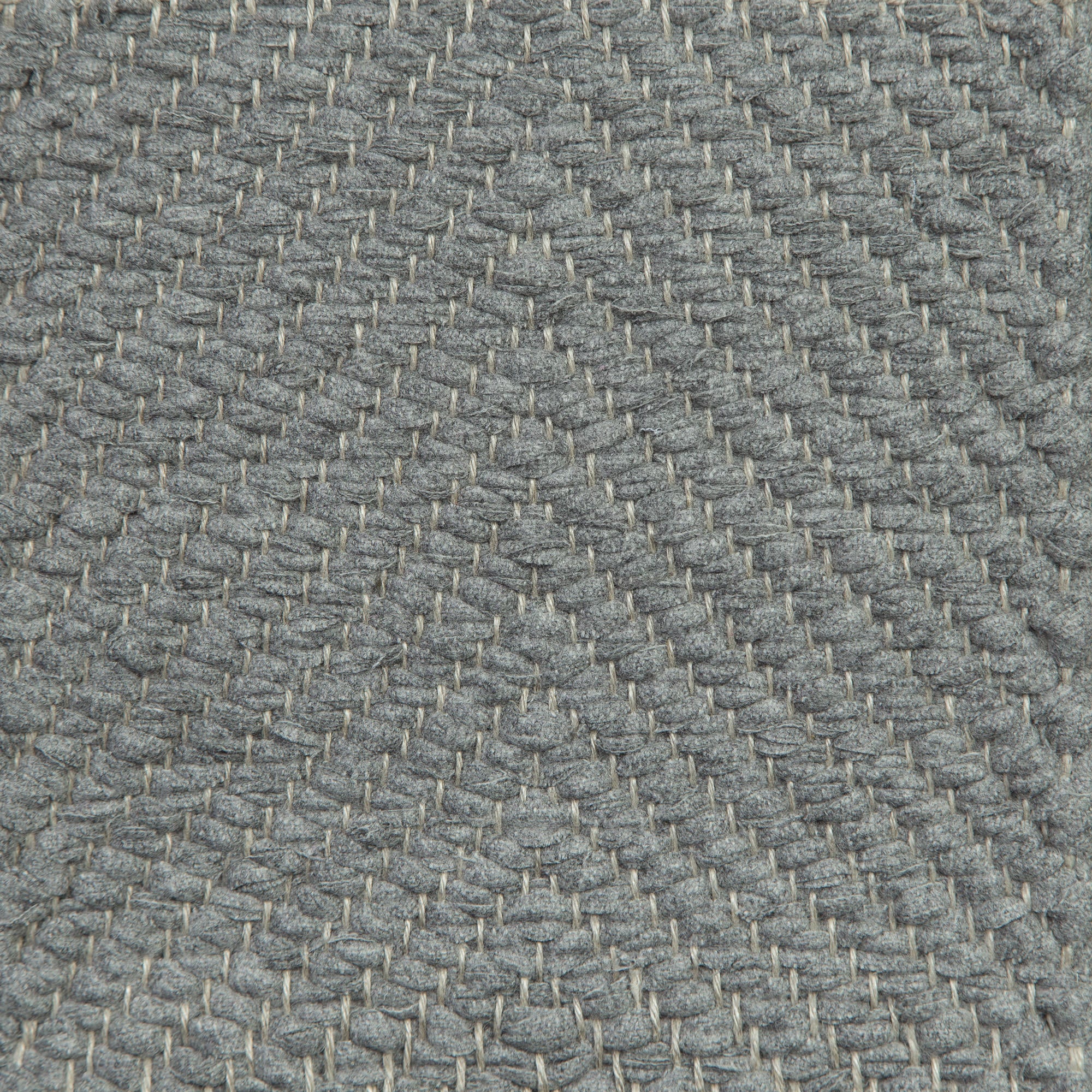 <p>Vertical Herringbone, light grey 0451 on the natural yarn</p>
