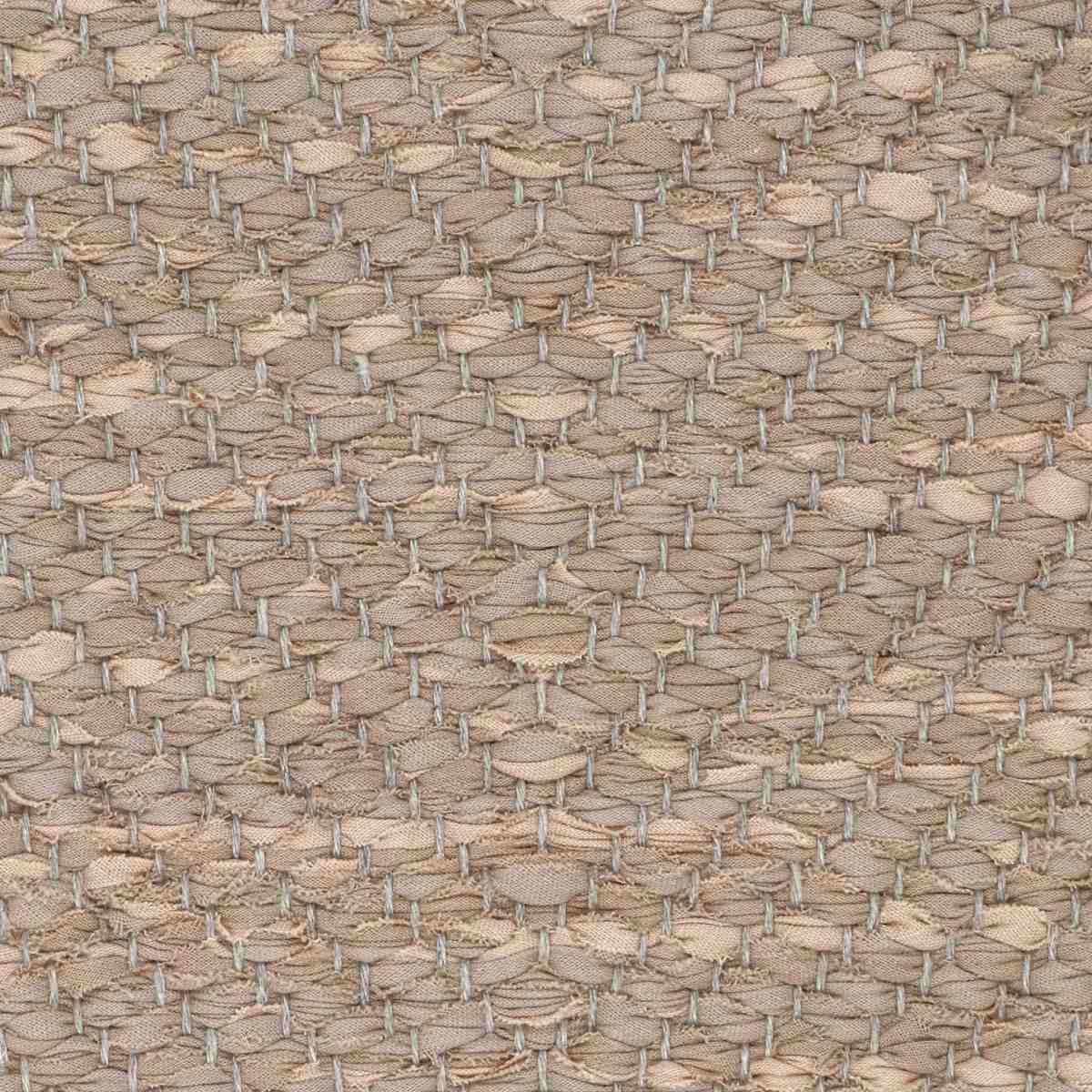 <p>Vertical Herringbone, mix of 221, 202, 2361 on the natural yarn</p>