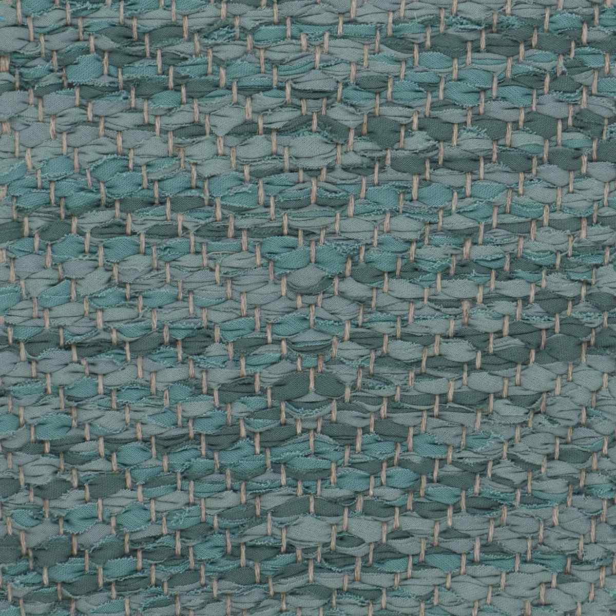 <p>Vertical Herringbone, mix of blue 411/4, 411/1, 431/1, 433 on the natural yarn</p>