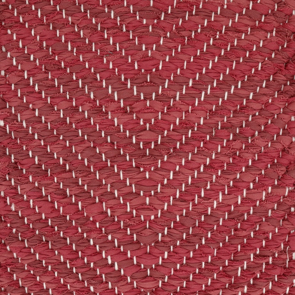 <p>Vertical Herringbone, rose pink mix 385/1, 386, 387/1 on the white yarn</p>