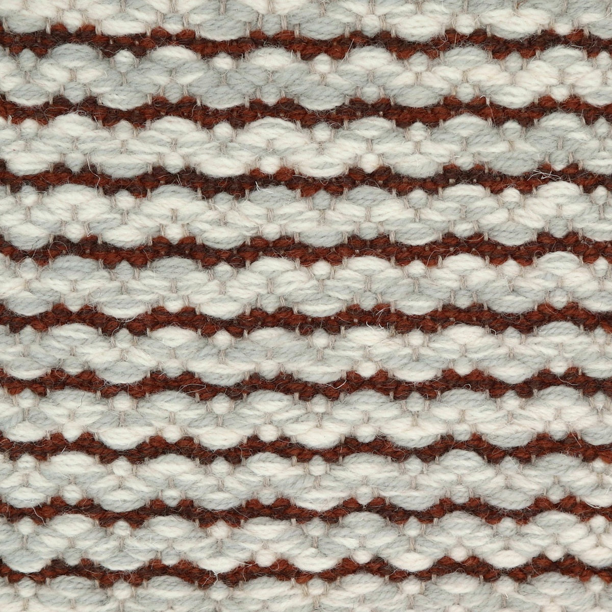 <p>Waves, main mix light grey CH044, 1002, inside brown mix 6002, 6005, on the natural yarn</p>
