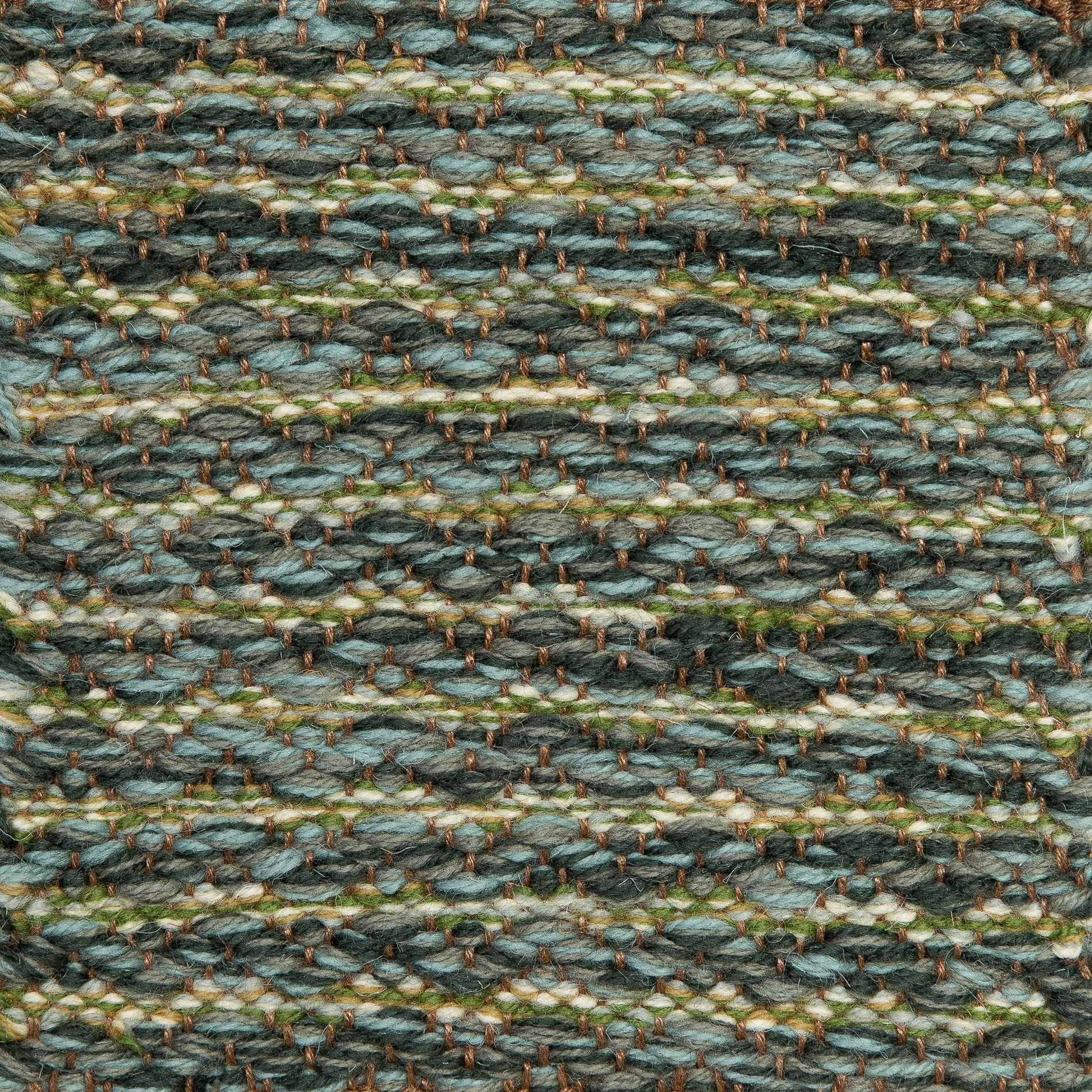 <p>Waves, wave in green mix CH4400, CH017, 1025, field in mix of CH4360, CH015, CH1014, 6004 on the brown yarn</p>