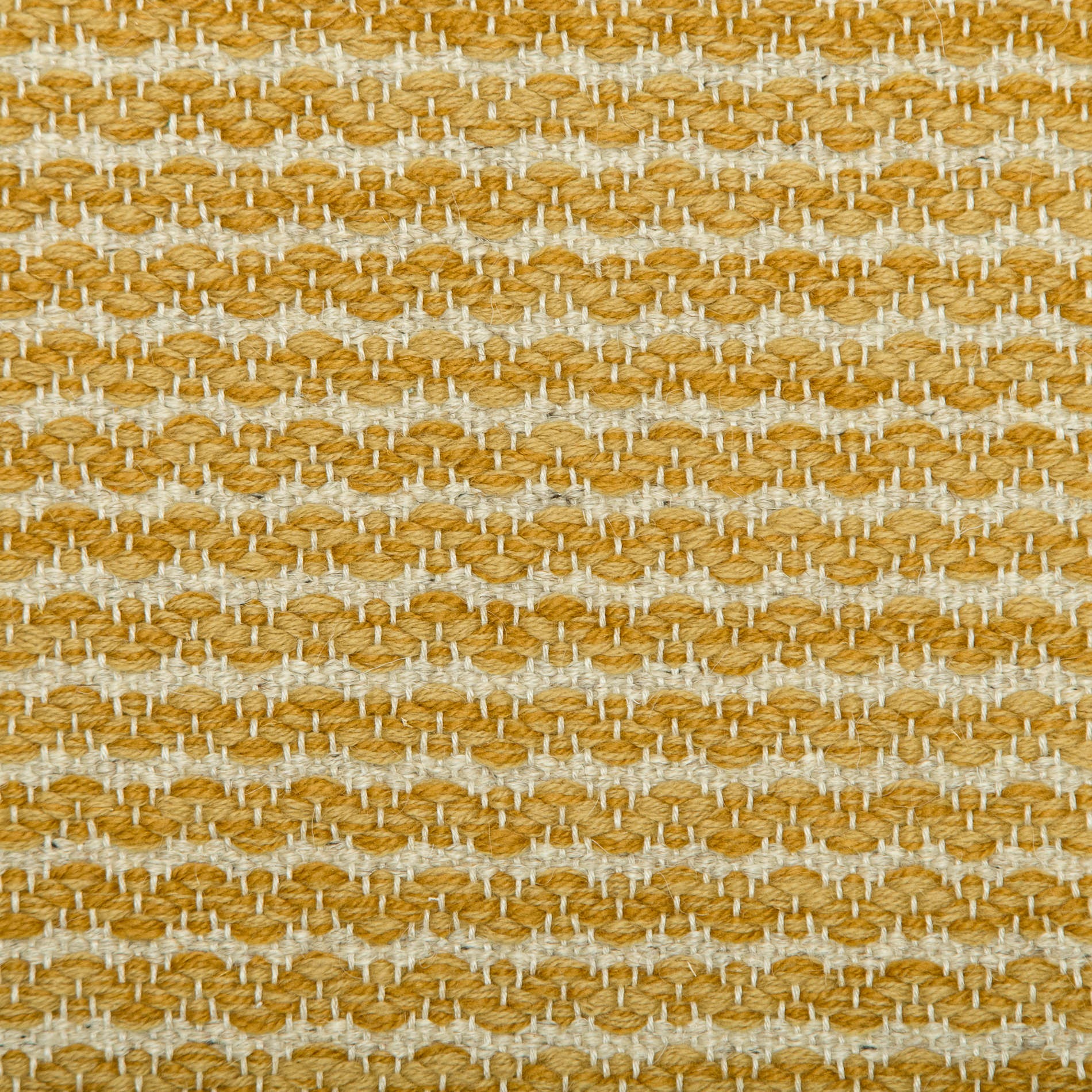 <p>Waves, waves orange mix CH018, 6004, field light grey 12 on the natural yarn</p>