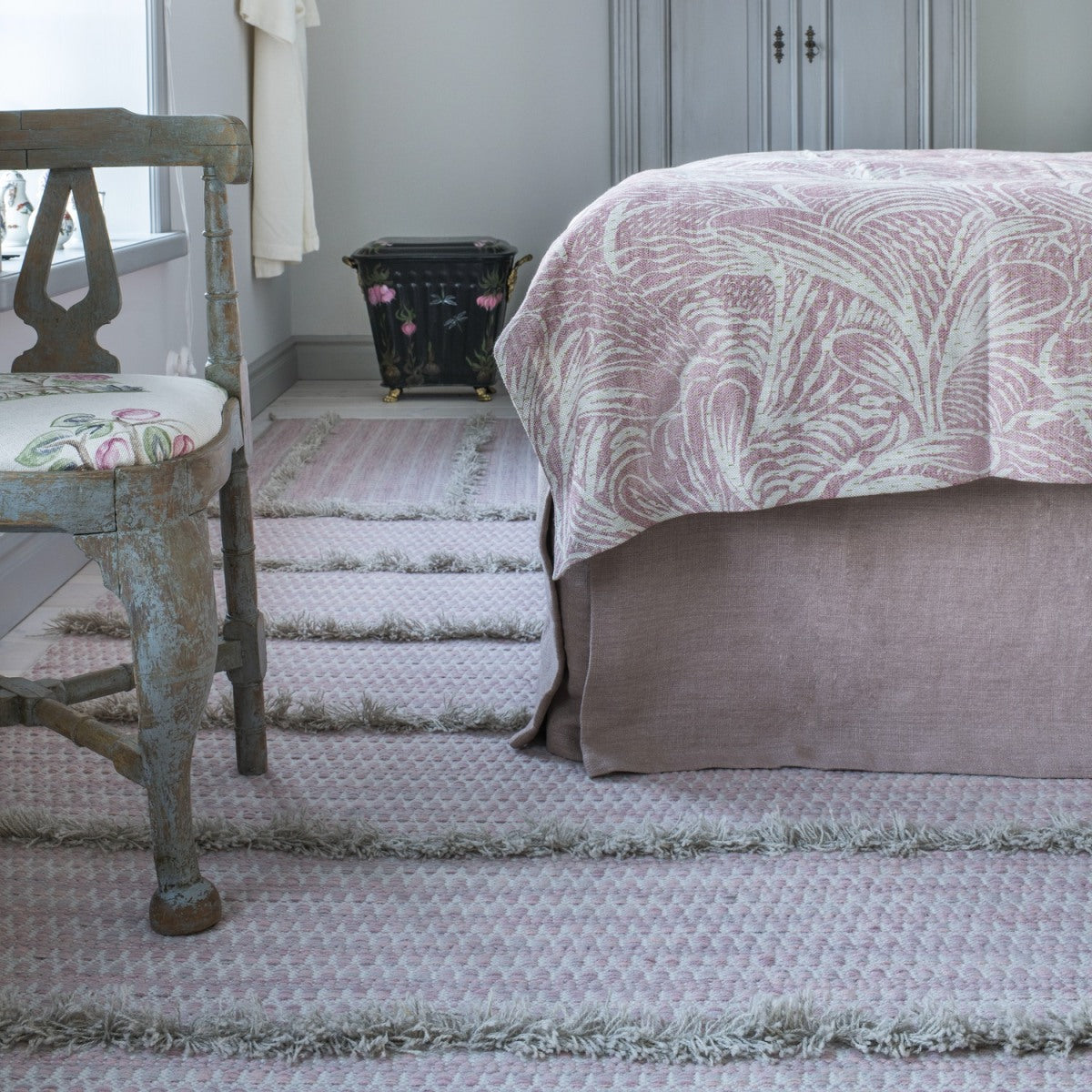 Folk Zig Zag Rya – Pink – Vandra Rugs