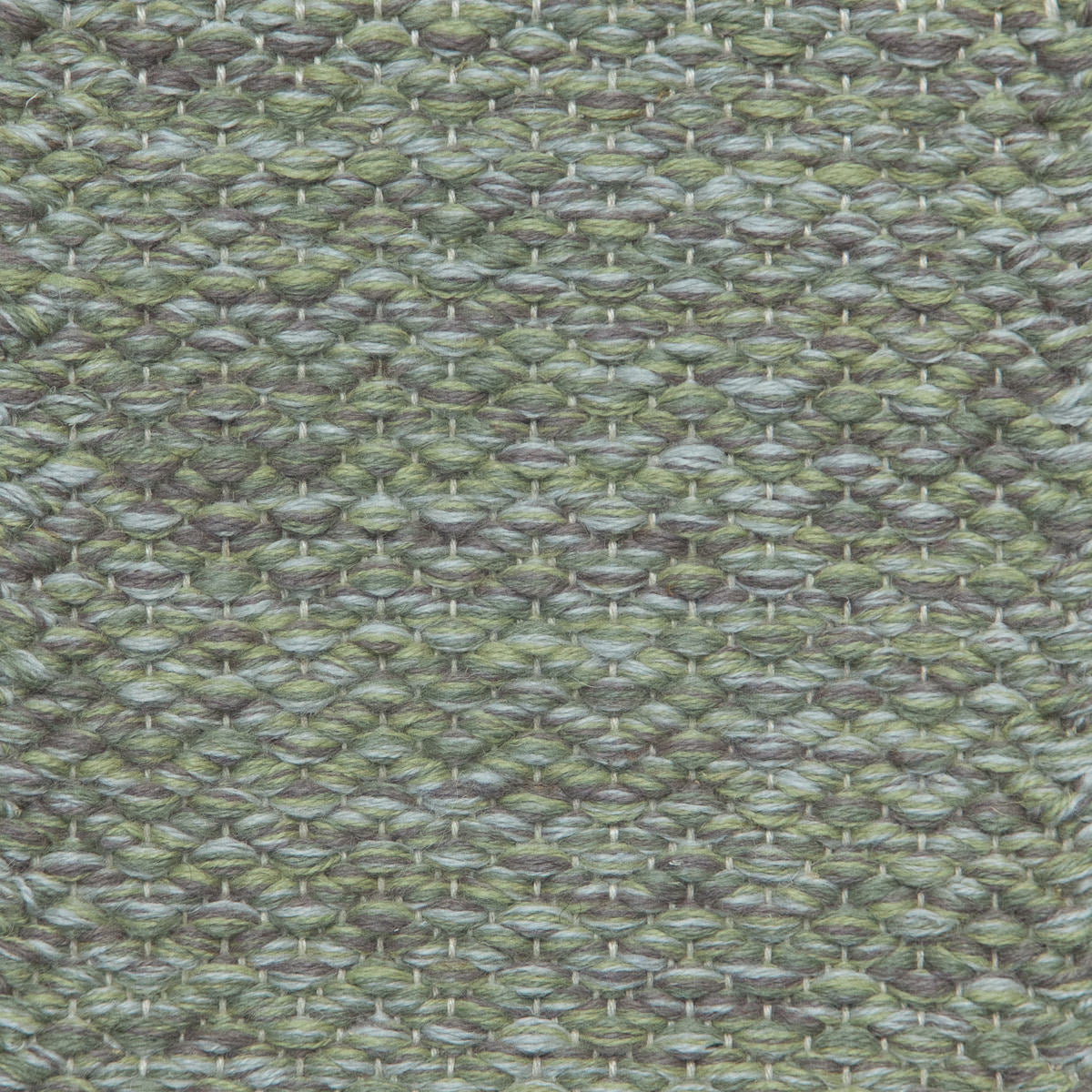<p>Zig Zag, greenish grey mix 1021, 1002, 1025, 4015 on the natural yarn</p>