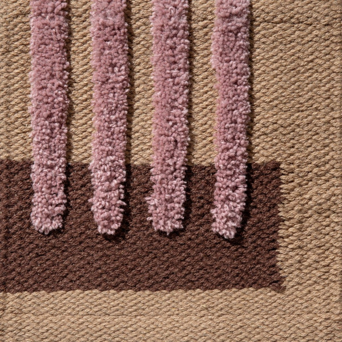 <p><meta charset="UTF-8"><a id="fancybox-right"></a><span id="fancybox-right-ico" class="fancy-ico"></span></p>
<div class="fancybox-title-inside" id="fancybox-title"></div>
<div class="fancybox-title-inside">
<div id="fancybox-title" class="fancybox-title-inside">
<meta charset="UTF-8">
<span>HORIZON created by Yuriy Zimenko, Flat Tuskaft with Hand Tufted Vertical Stripes, Option 5) main and frame - beige 6029, insert - cinnamon 6005, tufted stripes - pink CH1212</span><br>
</div>
<br>
</div>