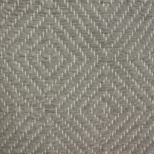 <p>Big Diamond Twill, grey 0431 on the white yarn</p>