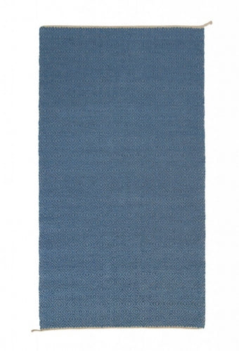 <p>Diamond Twill, blue 510; yarn - natural</p>
