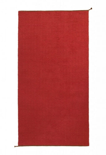 <p>Diamond Twill, red 307; yarn - brown</p>