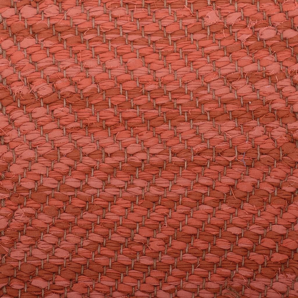 <p>Herringbone, terracotta mix 375, 376, 377 on the brown yarn</p>