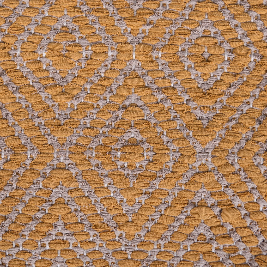 Dual Diamond Twill, main yellow 284, inside beige 229; natural yarn <a href="/wp/wp-content/gallery/collection-harlequin/dsc_7665_1024.jpg">Click for large</a>