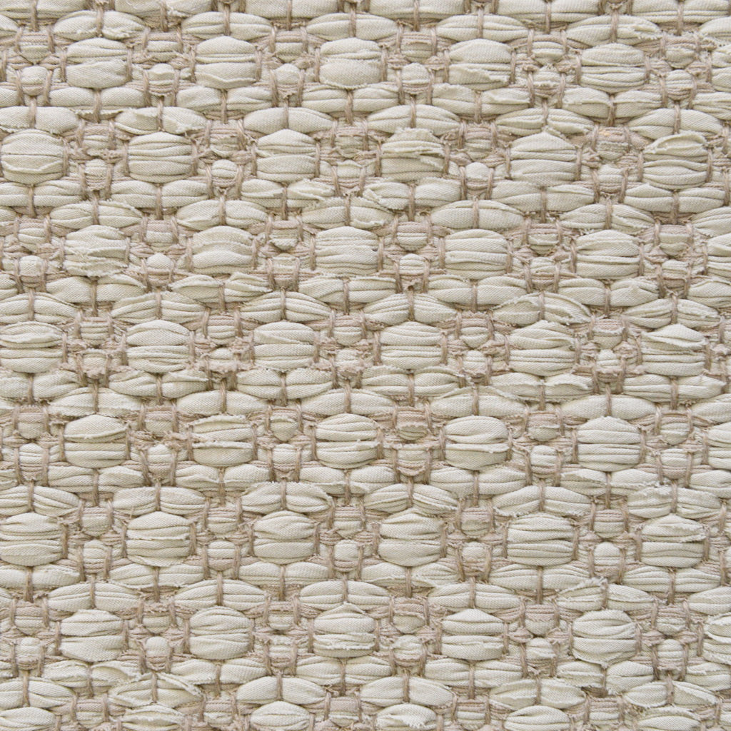 Rosepath pos/neg, main beige 2200, inside beige 2209; natural yarn &lt;a href="/wp/wp-content/gallery/collection-archipelago/6_resize.jpg"&gt;Click to large&lt;/a&gt;