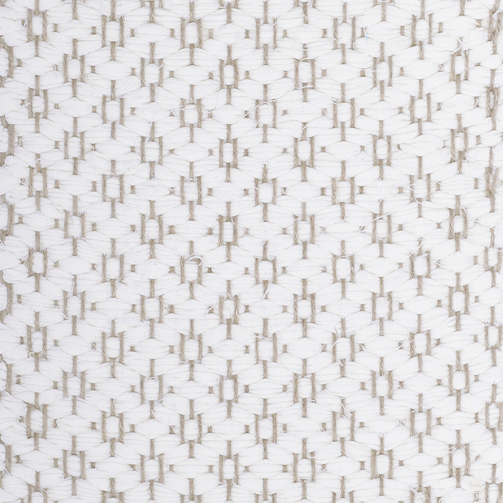 <p>Rosepath, white 101 on the natural yarn</p>