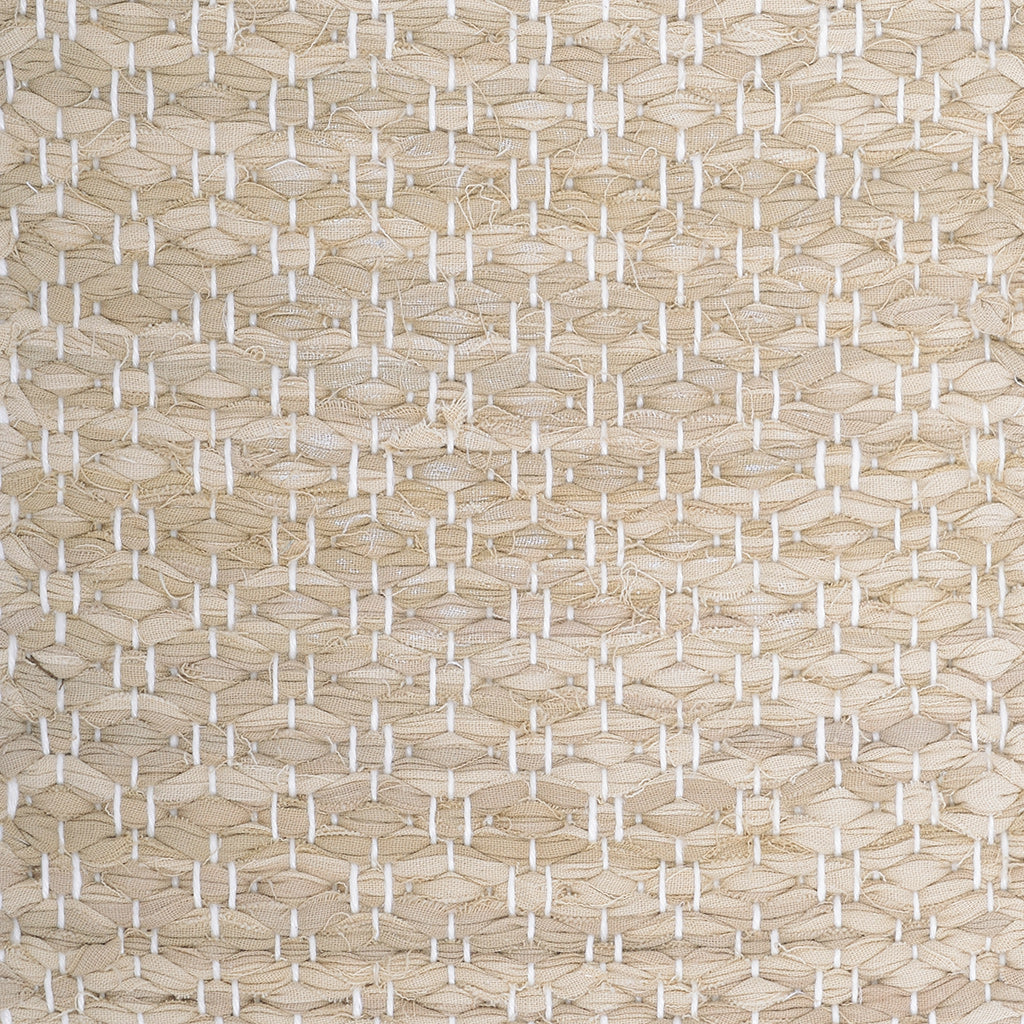 <p>Rosepath, cream mix 216, 237 on the white yarn</p>