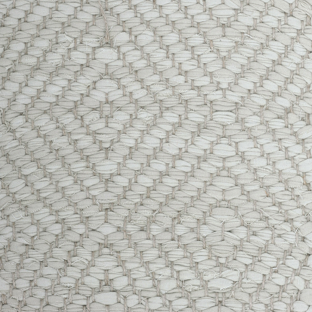 <p>Big Diamond Twill, grey mix 2200, 2200 light on the natural yarn</p>