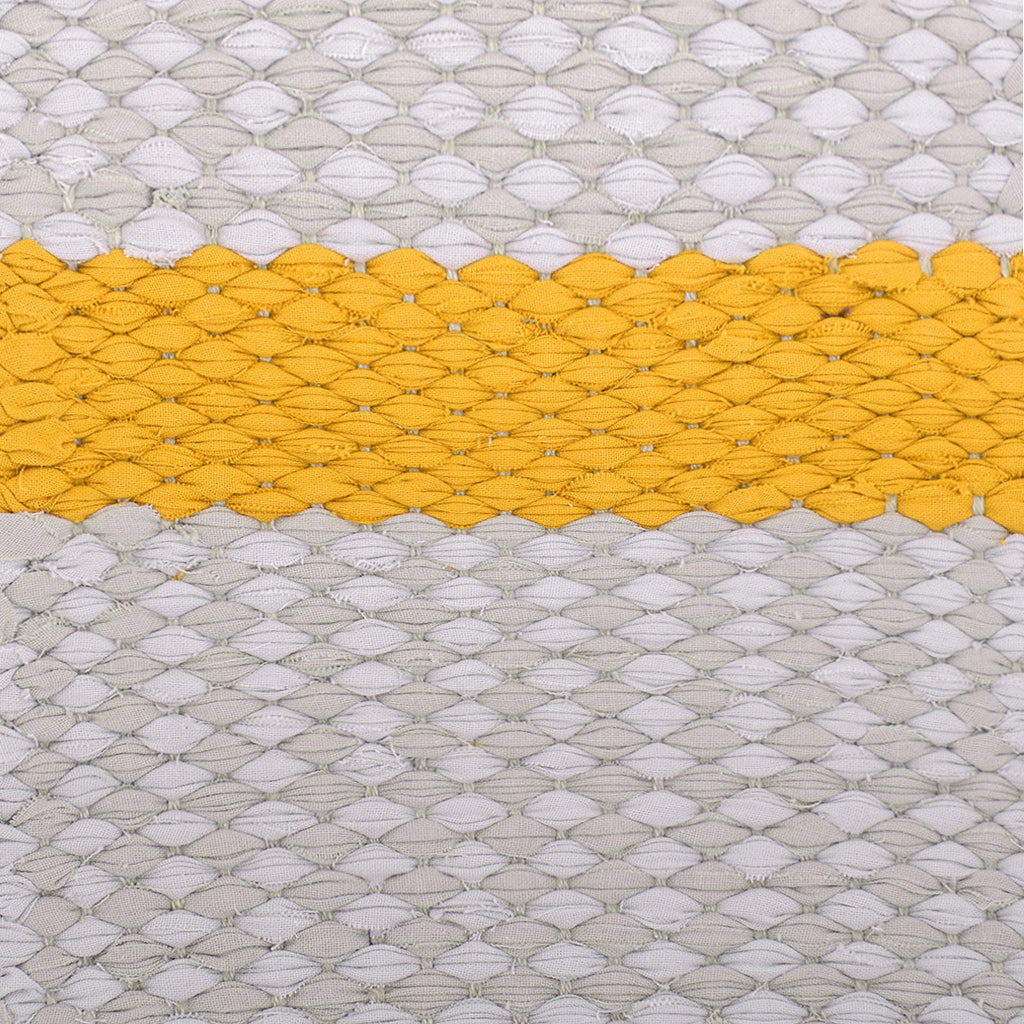 <p>Draell, grey mix 124, 125 and stripe yellow mix 267, 265; natural yarn</p>
