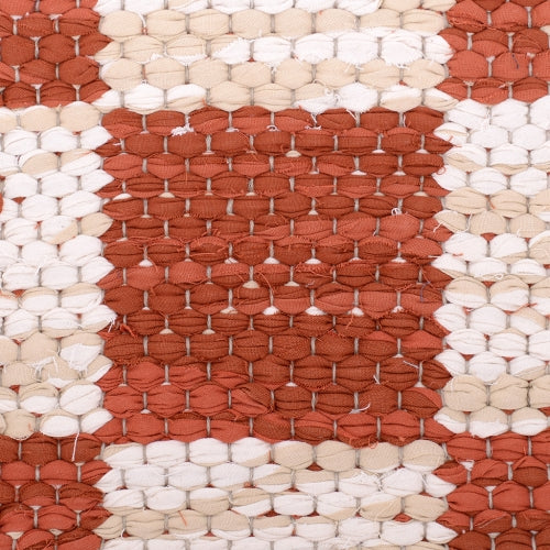 <p>Double Weave Chequered, 1 sq. - terracotta mix 376, 377, 2 sq. - cream mix 104, 216; natural yarn</p>