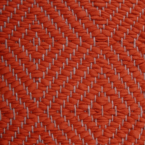 <p>Big Diamond Twill, light coral H476 on the natural yarn</p>